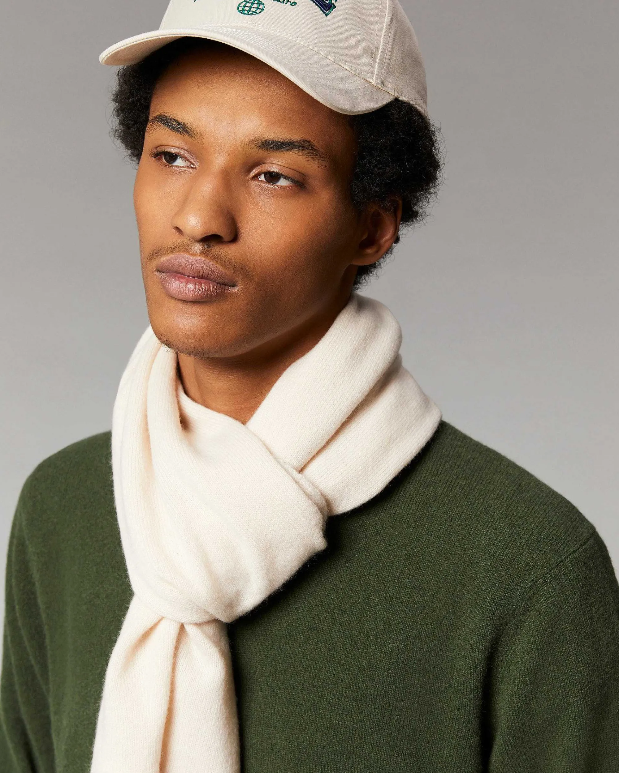 Pull Col Montant Basique Leger*FROM FUTURE New