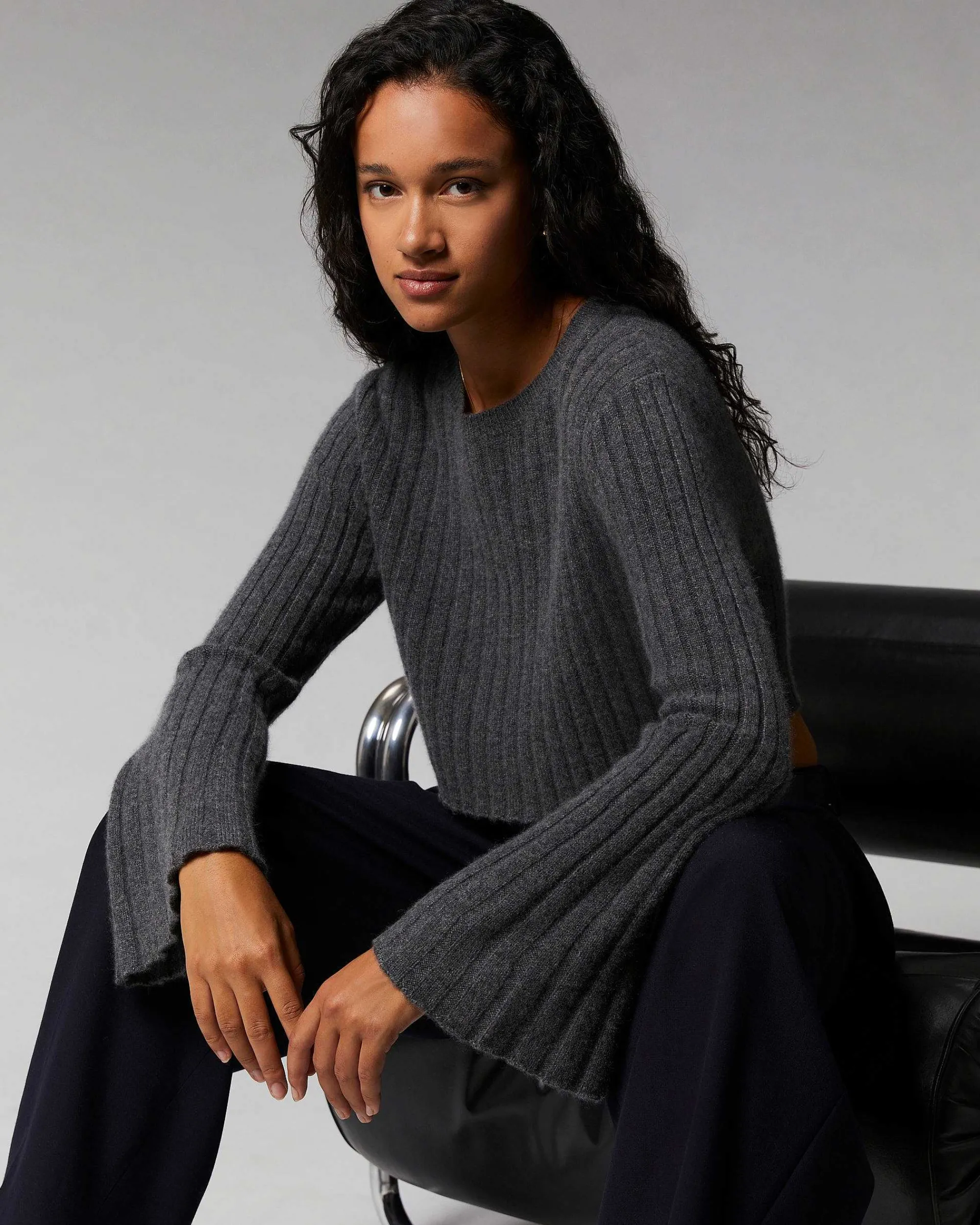 Pull Col Rond Court Manches Evasees*FROM FUTURE Online