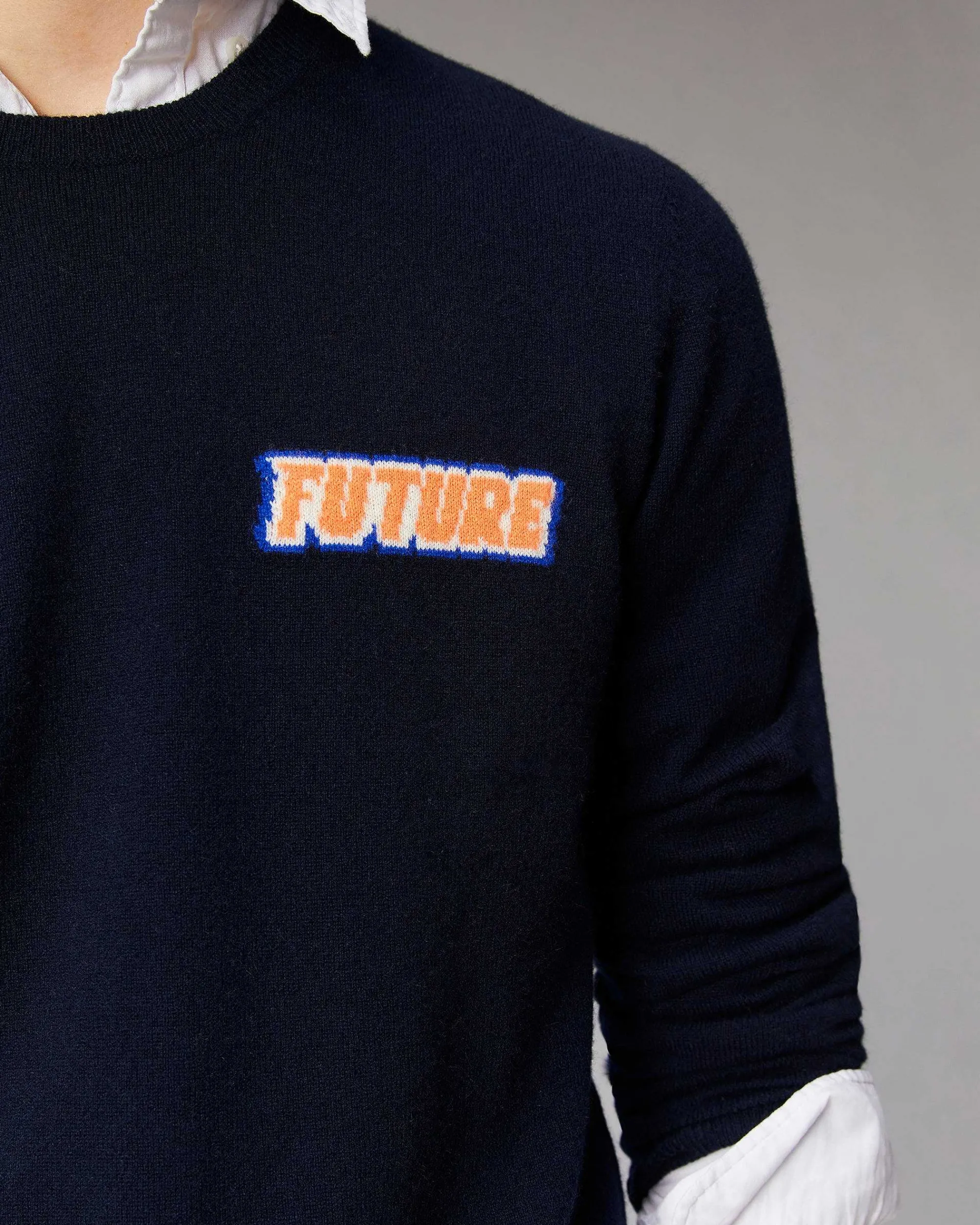 Pull Col Rond Future*FROM FUTURE