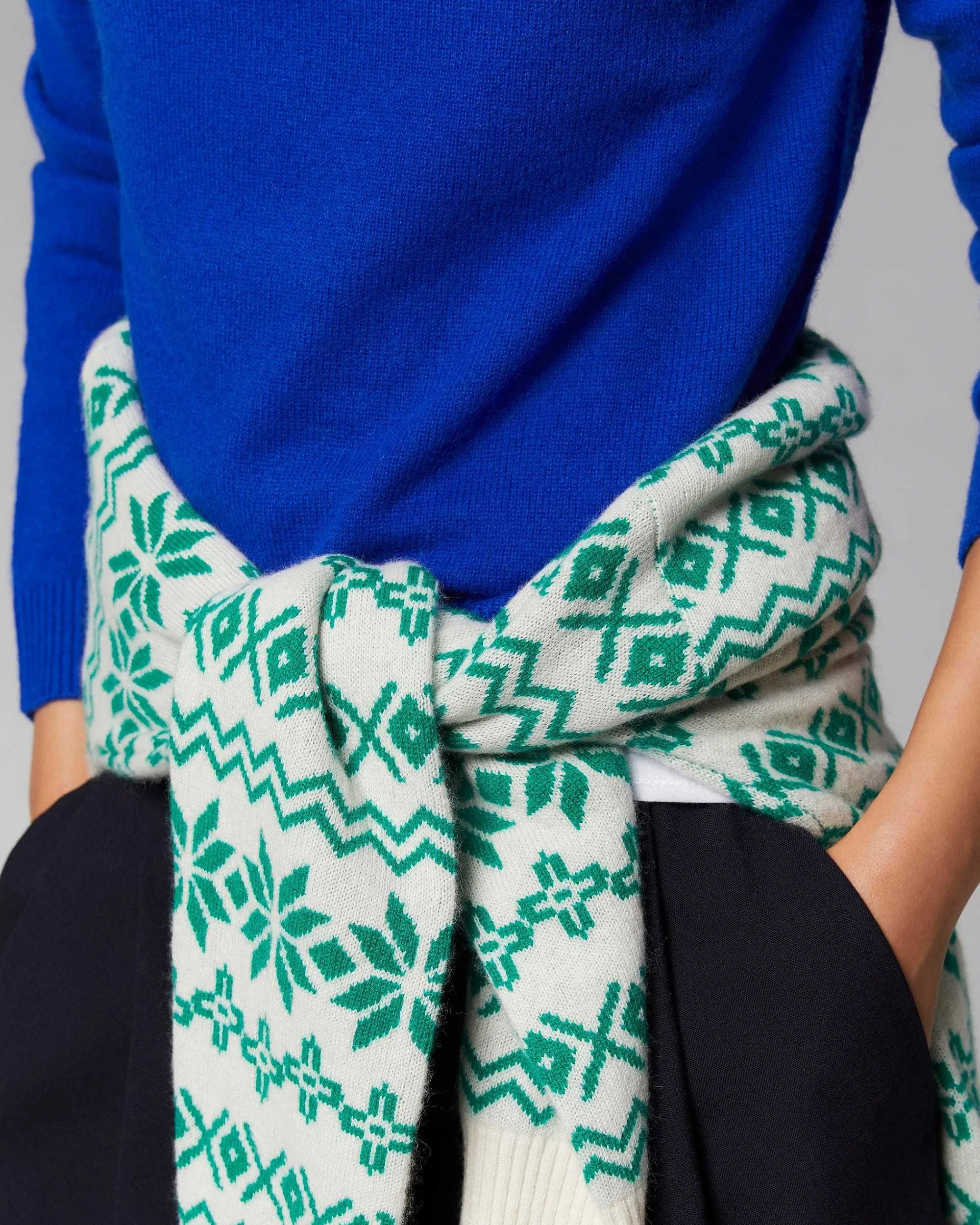 Pull Col Rond Leger*FROM FUTURE Clearance