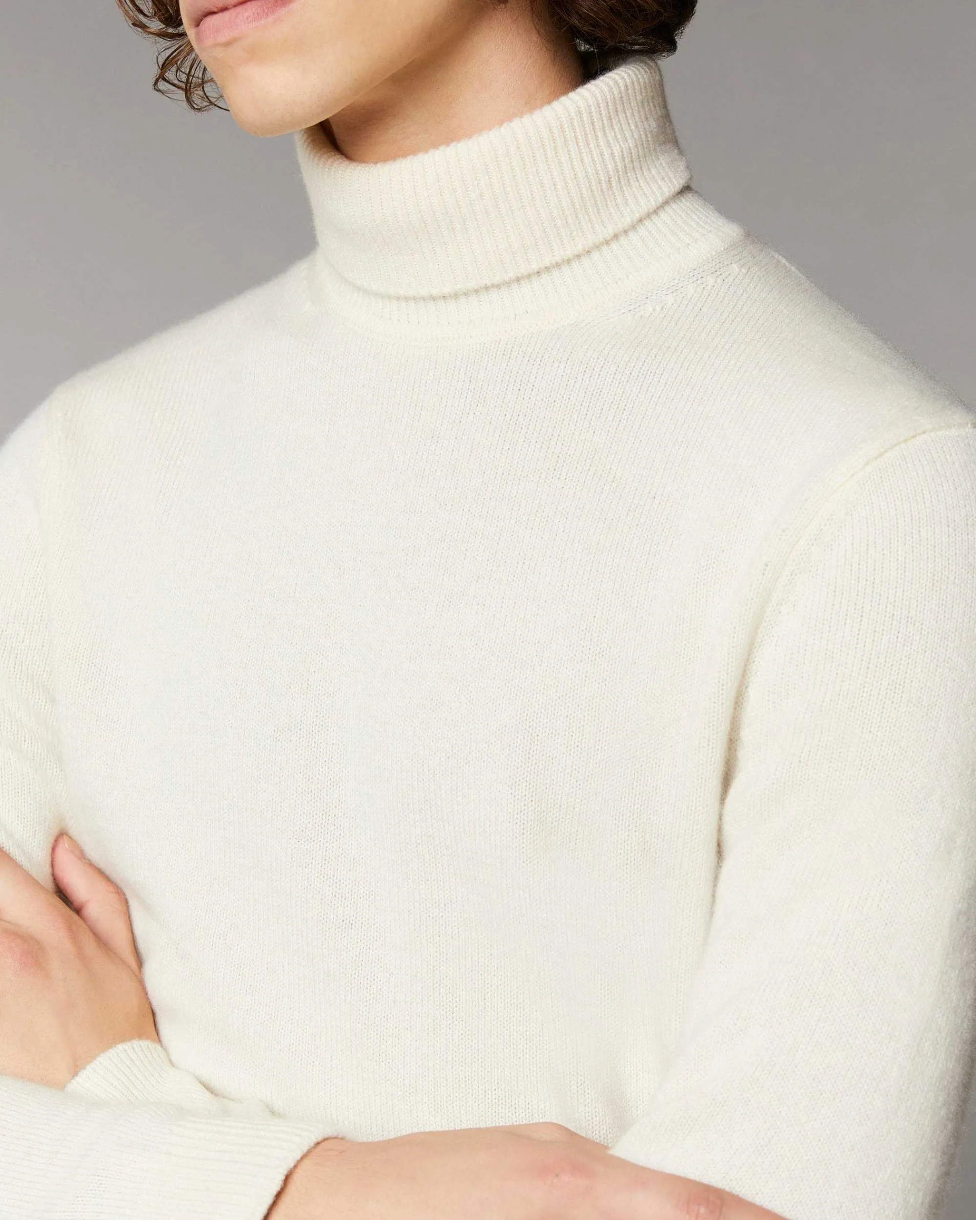 Pull Col Roule Basique Epais*FROM FUTURE Outlet