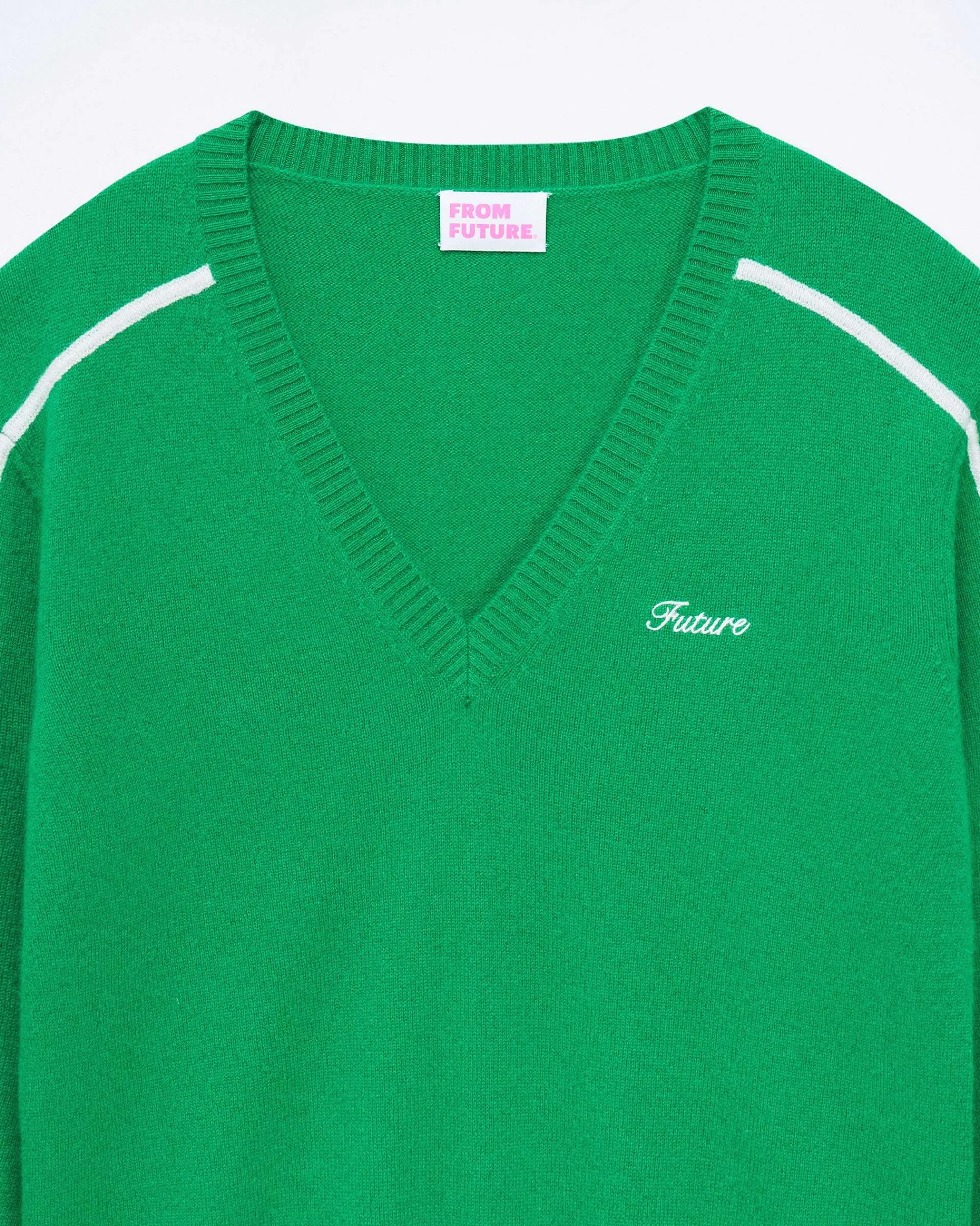 Pull Col V Bandes Fines Future*FROM FUTURE Hot