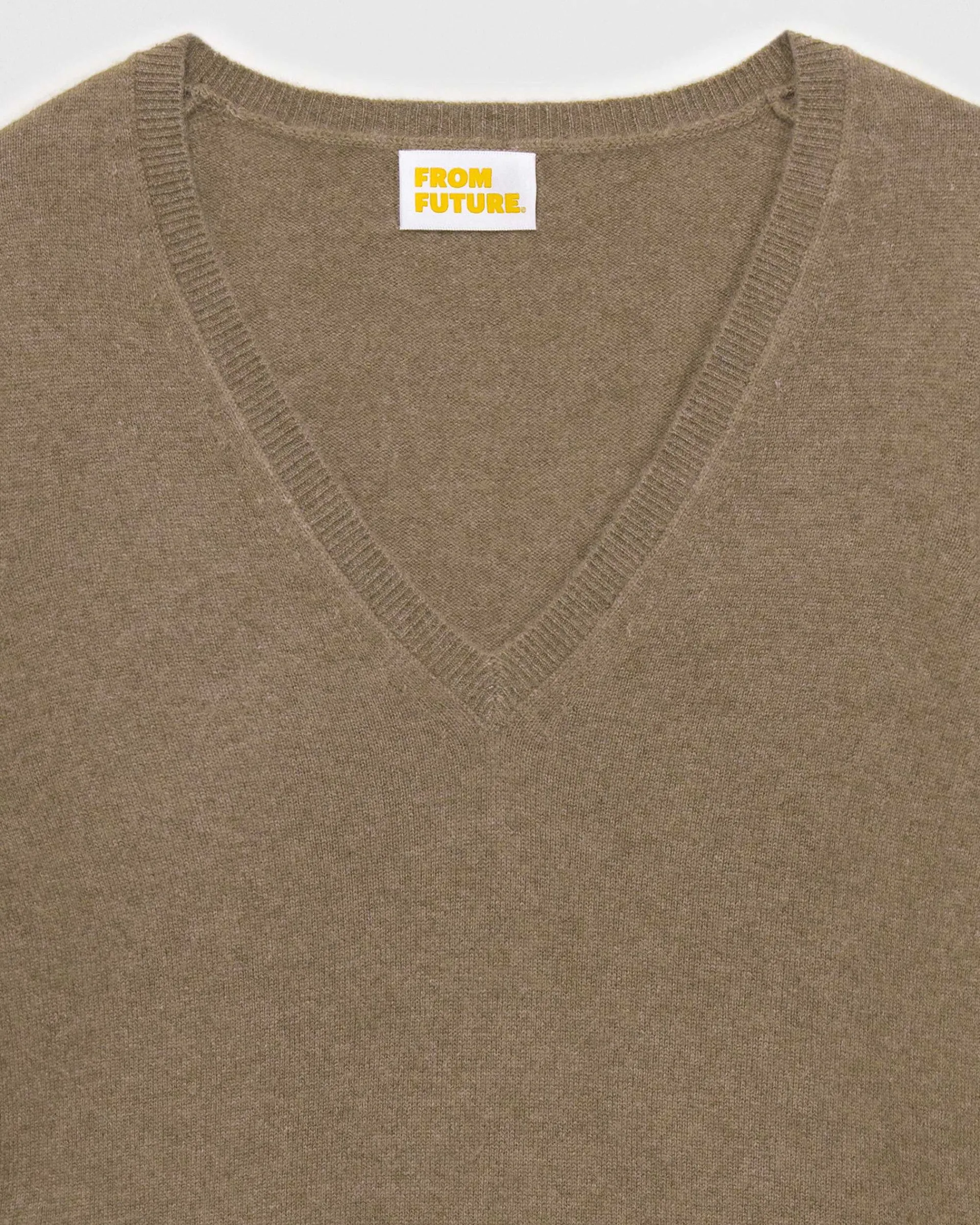 Pull Col V Basique*FROM FUTURE Sale