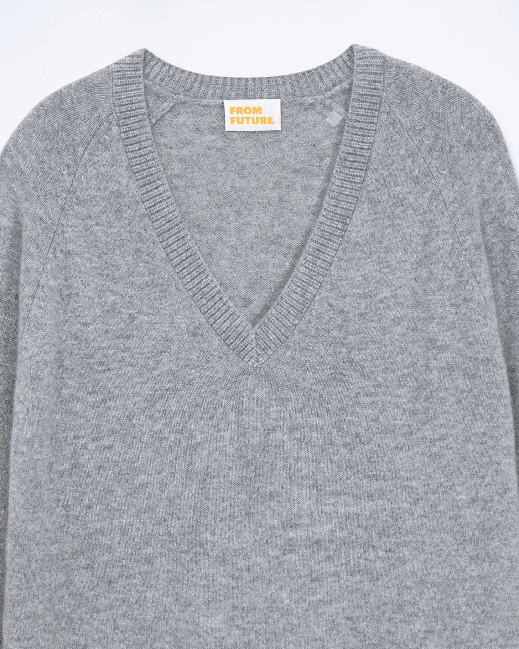 Pull Col V Oversize Light*FROM FUTURE Outlet