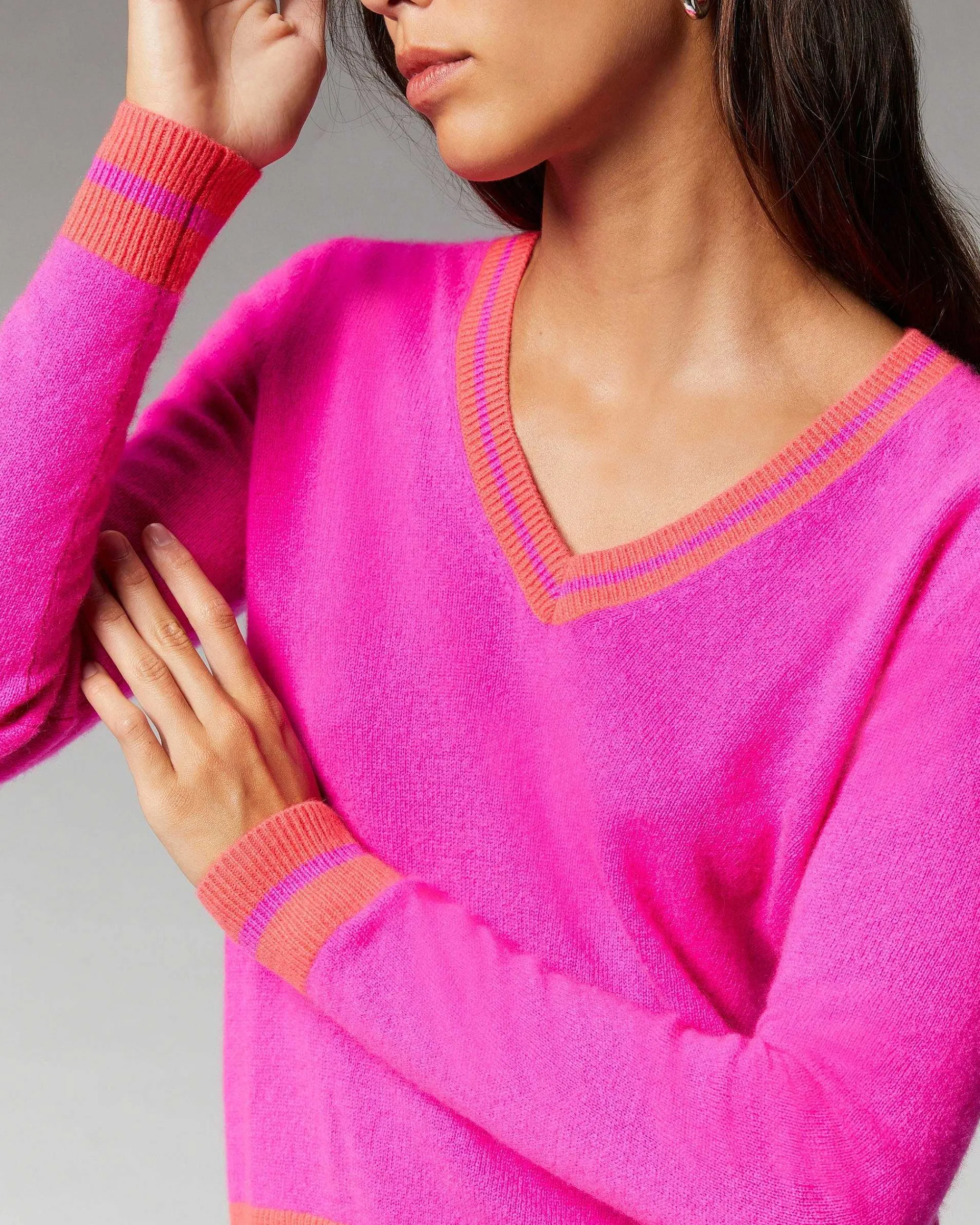 Pull Col V Rayures Tennis Leger*FROM FUTURE Clearance