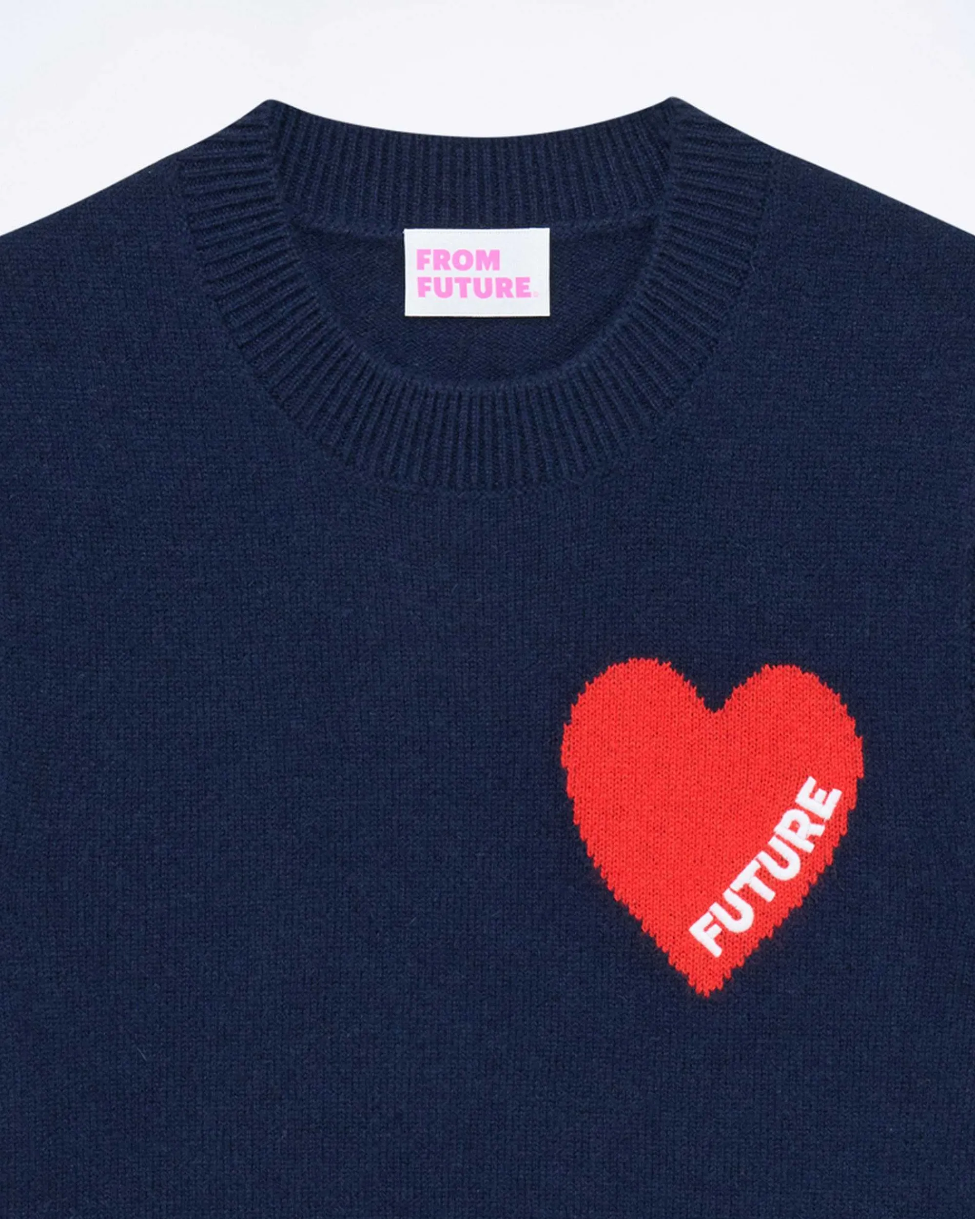 Pull Sans Manche Coeur*FROM FUTURE