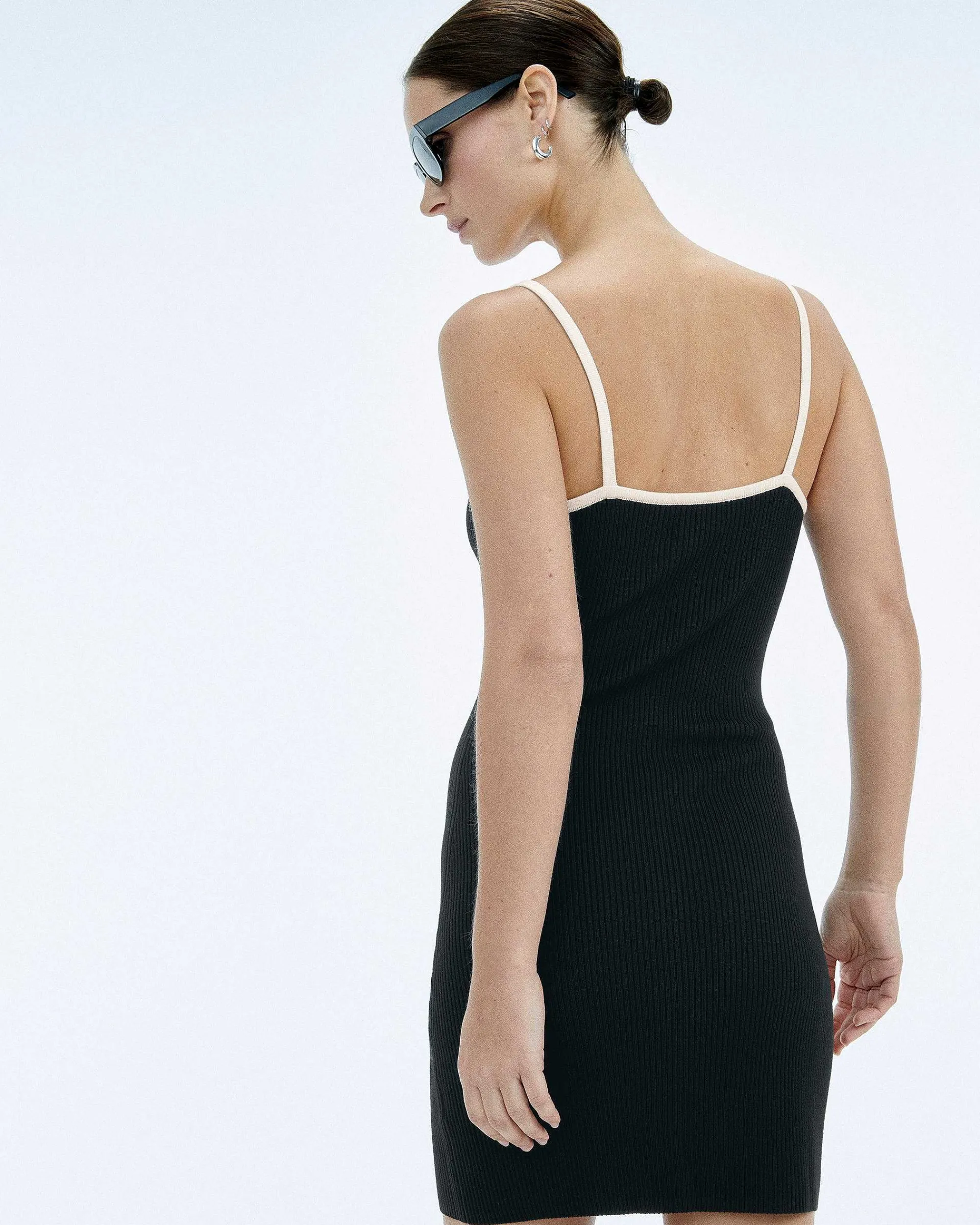 Robe Courte Bretelle Bicolore*FROM FUTURE