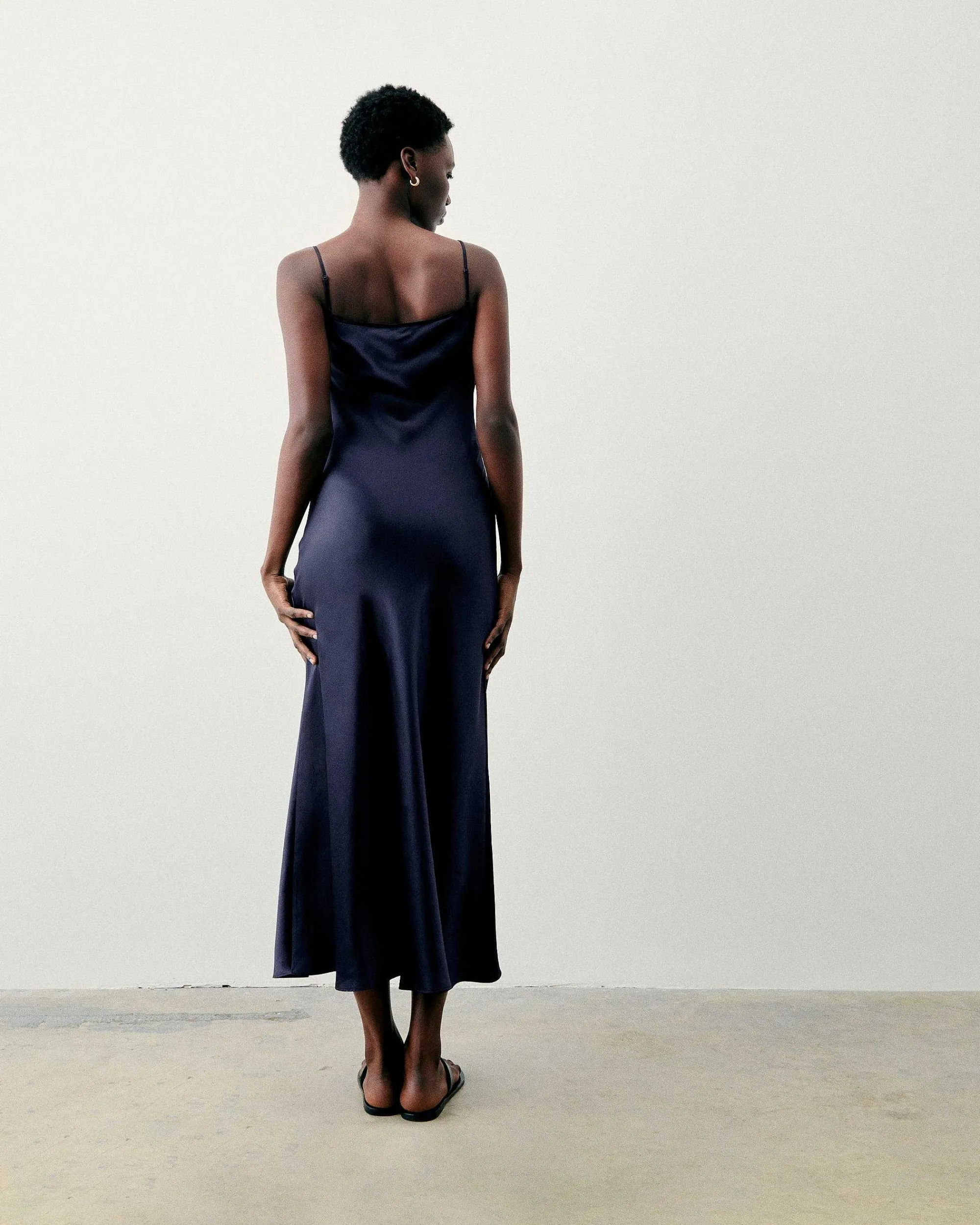 Robe Longue Bretelle Giula*FROM FUTURE Clearance